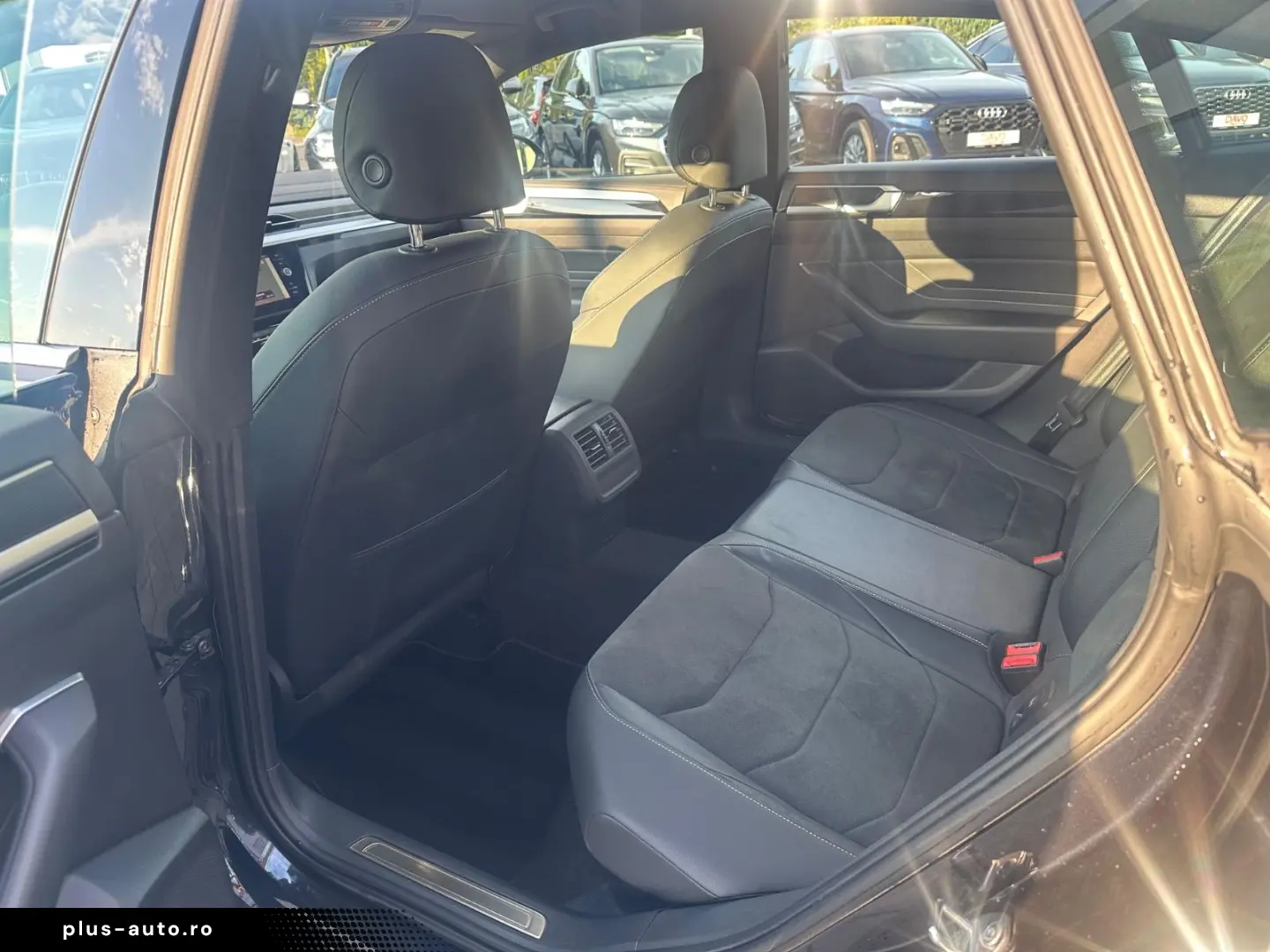 VW Arteon 2.0 TSI R-Line DSG Matrix-LED ACC