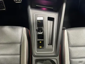 VW Golf 2.0 TSI GTI DSG Clubsport PANO LEDER H&K DC