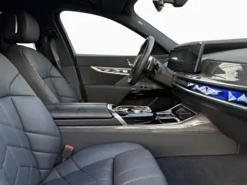 BMW 740 d xDrive M Sport Pro Leder DA