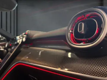 MERCEDES-BENZ AMG CLE 53 4M  Coupé Pano HuD Burm. 360