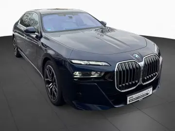 BMW 750 e xDrive M-Sport SkyLounge DA
