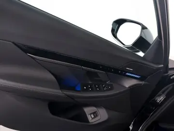 BMW 520i Limousine G60 LiveCoPro HUD H&K 360 -CAM