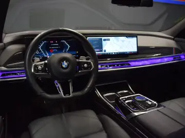 BMW 740 d xDrive M Sport Pano Memory