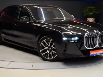 BMW 740 d xDrive M Sport Pano Memory