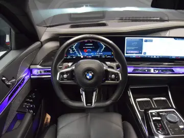 BMW 740 d xDrive M Sport Pano Memory