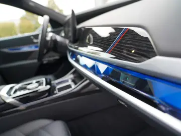 BMW 740 d xDrive M Sport SKYLOUNGE LUFT