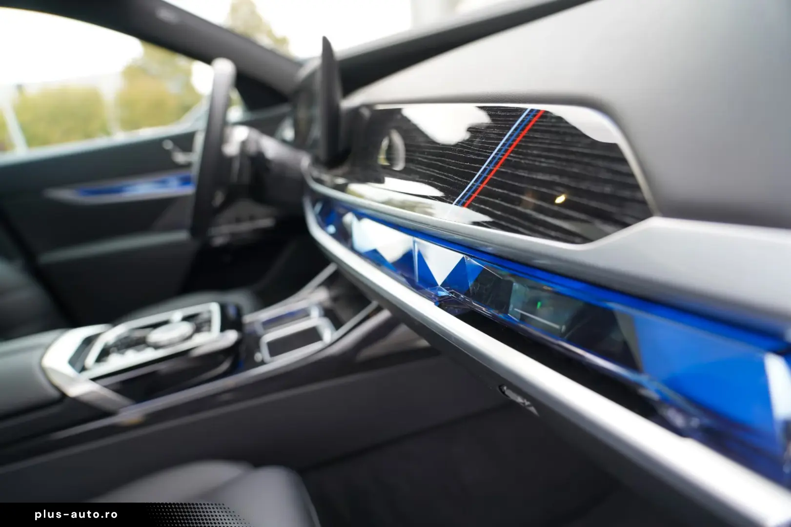 BMW 740 d xDrive M Sport SKYLOUNGE LUFT