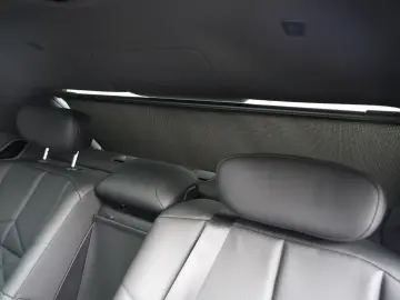 BMW 740 d xDrive M Sport SKYLOUNGE LUFT