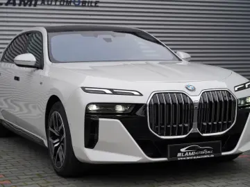 BMW 740 d xDrive M Sport SKYLOUNGE LUFT