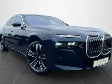 BMW 740 d xDrive M Sport TV HUD AHK