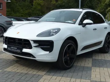 PORSCHE Macan 2.0 Sport Design Pano 21Zoll el.AHK