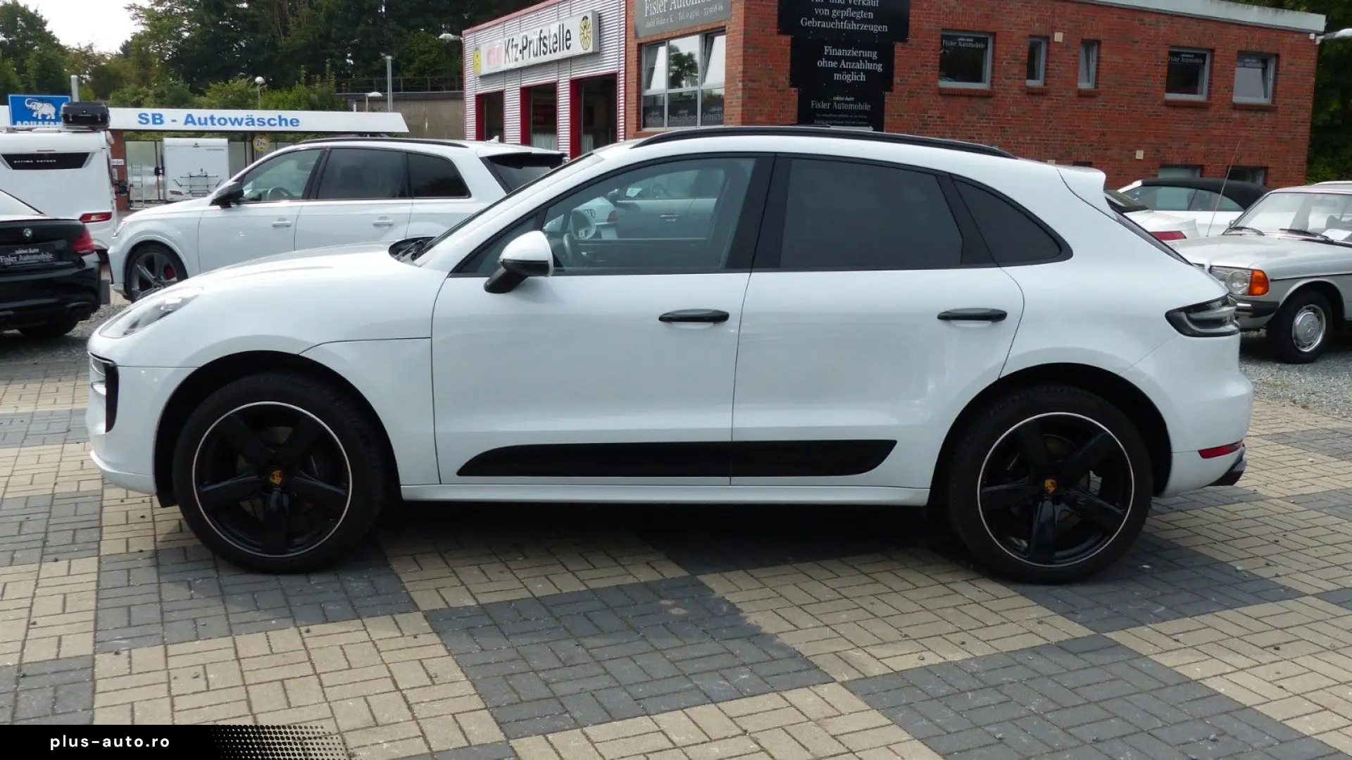 PORSCHE Macan 2.0 Sport Design Pano 21Zoll el.AHK