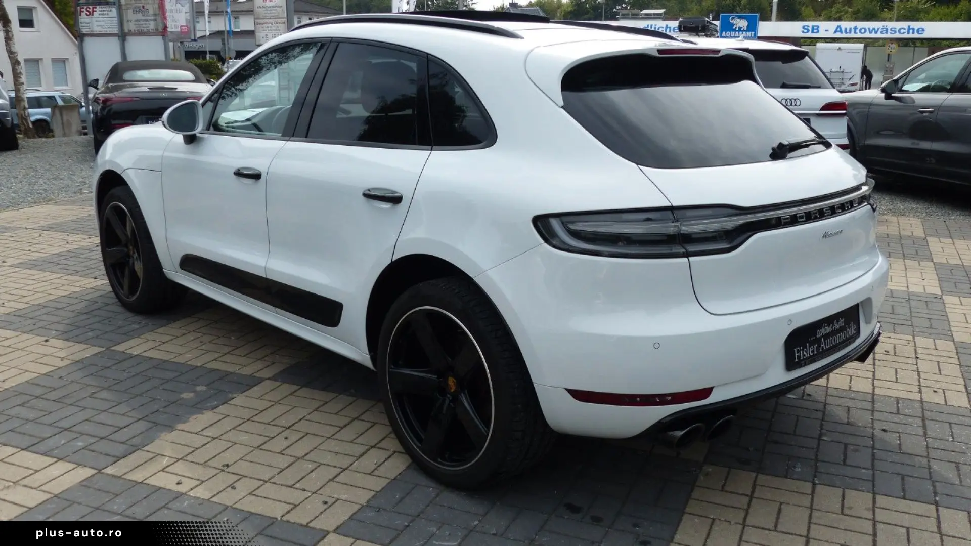 PORSCHE Macan 2.0 Sport Design Pano 21Zoll el.AHK