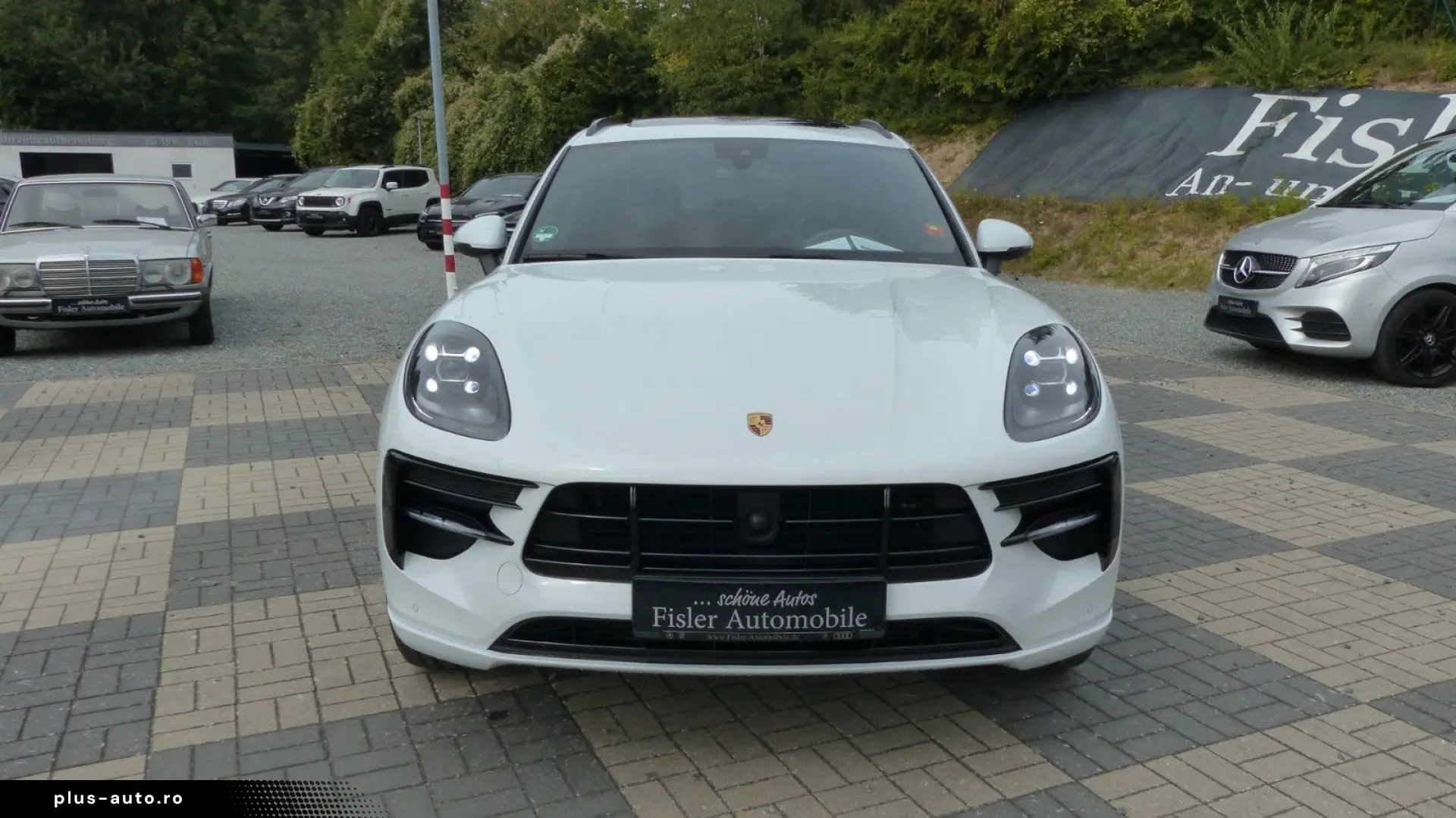 PORSCHE Macan 2.0 Sport Design Pano 21Zoll el.AHK