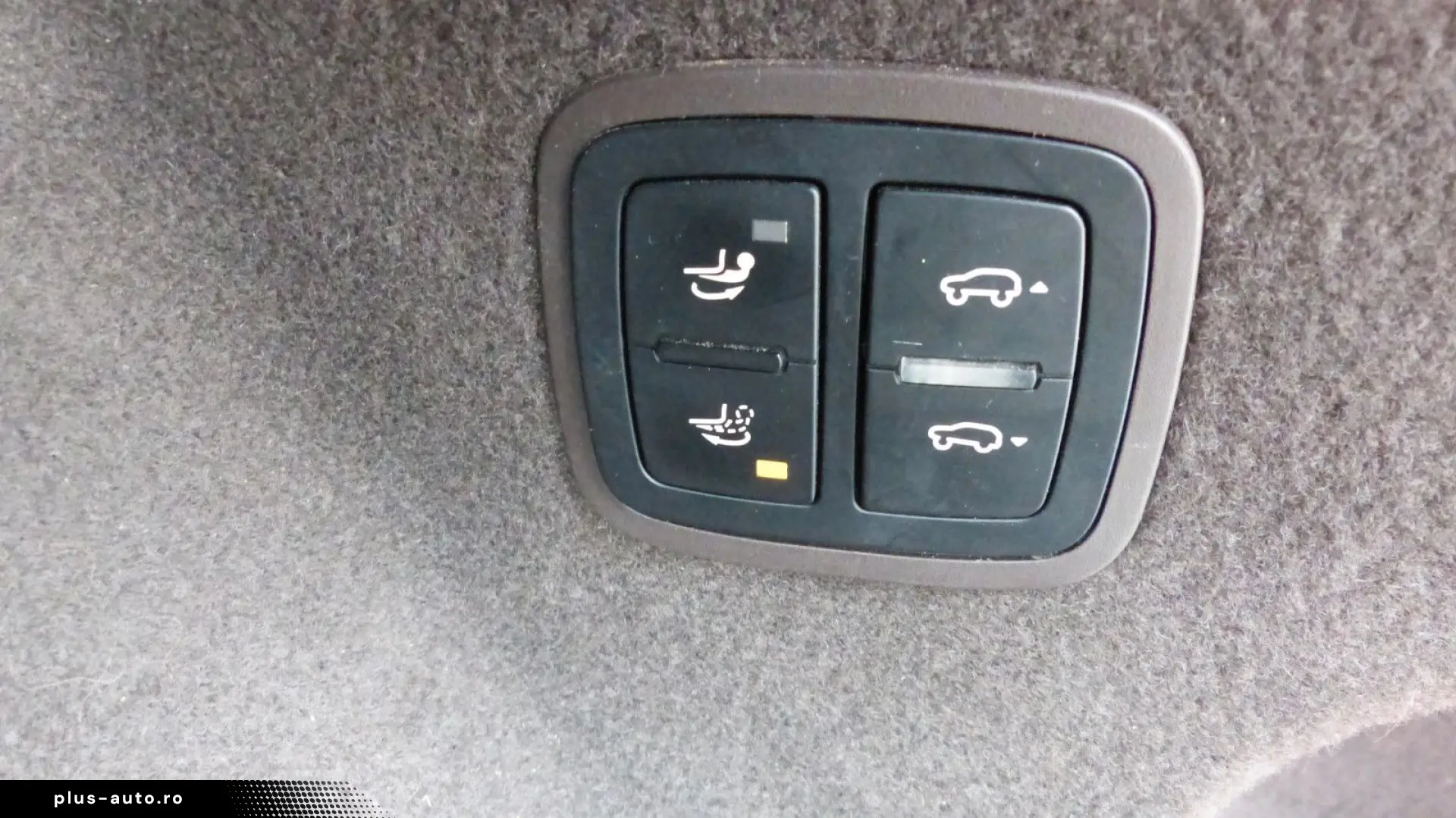 PORSCHE Macan 2.0 Sport Design Pano 21Zoll el.AHK