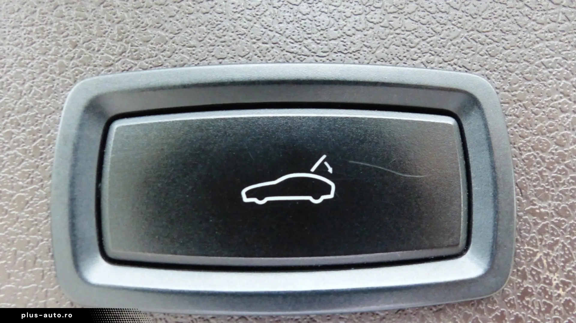 PORSCHE Macan 2.0 Sport Design Pano 21Zoll el.AHK