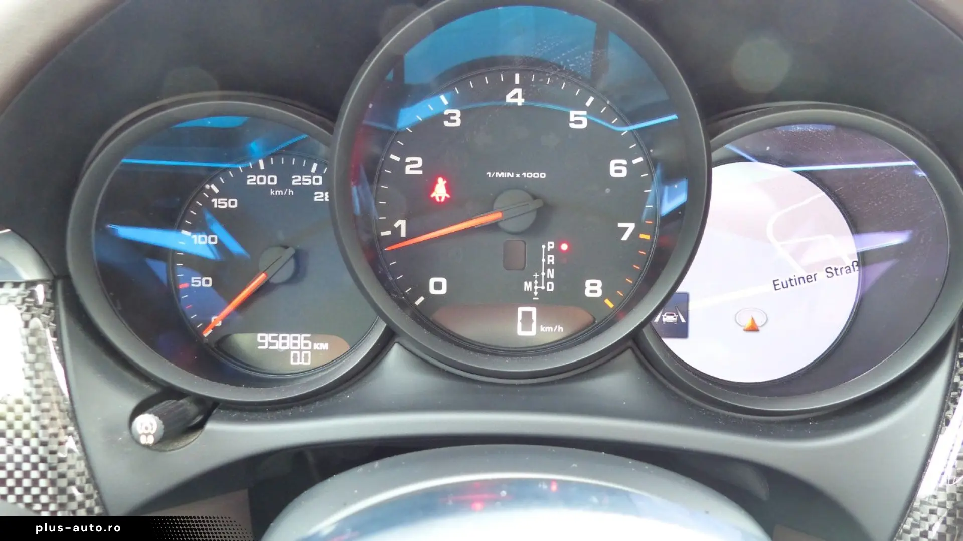 PORSCHE Macan 2.0 Sport Design Pano 21Zoll el.AHK