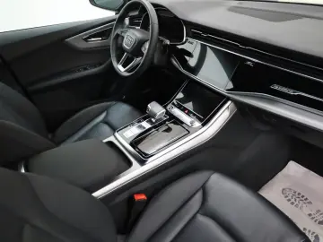 AUDI Q8 55 TFSI quattro  Navi SH Kamera Panorama B&O