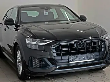 AUDI Q8 55 TFSI quattro  Navi SH Kamera Panorama B&O