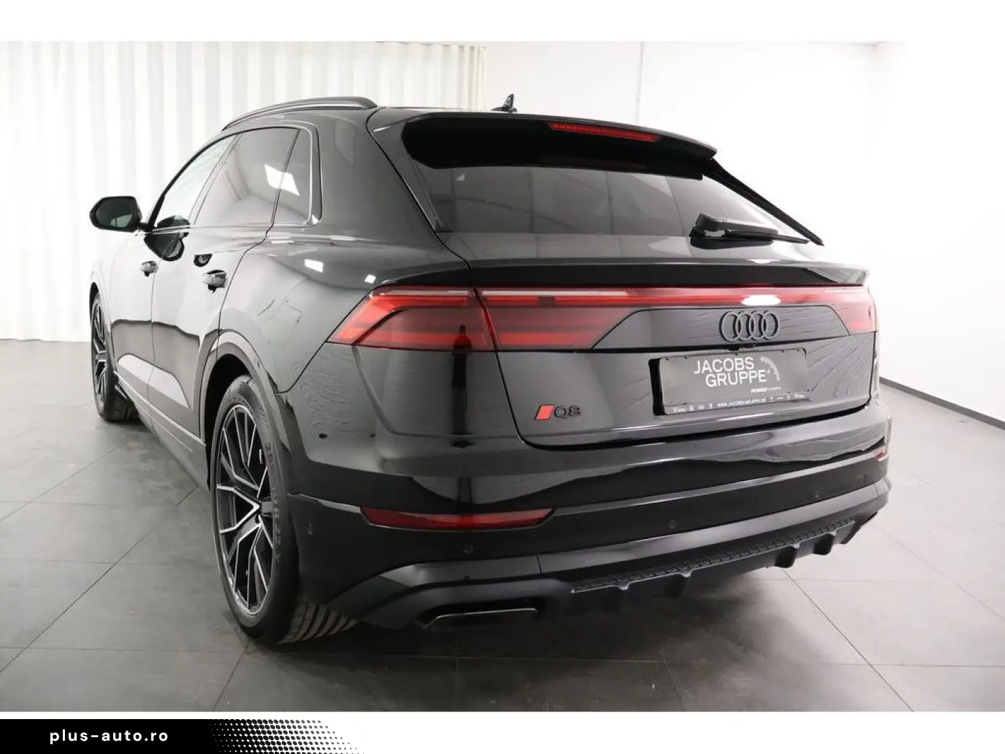AUDI Q8 50 TDI quattro S line Navi Matrix AHK HUD