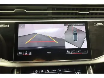 AUDI Q8 50 TDI quattro S line Navi Matrix AHK HUD