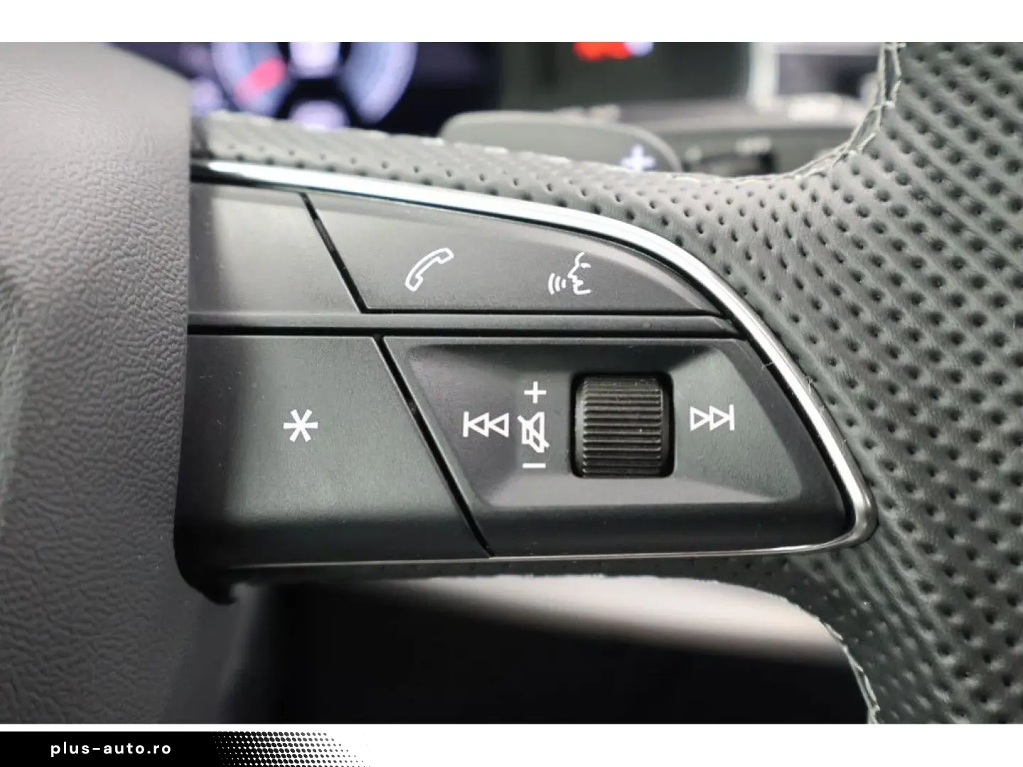 AUDI Q8 50 TDI quattro S line Navi Matrix AHK HUD