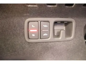 AUDI Q8 50 TDI quattro S line Navi Matrix AHK HUD