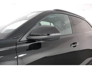 AUDI Q8 50 TDI quattro S line Navi Matrix AHK HUD