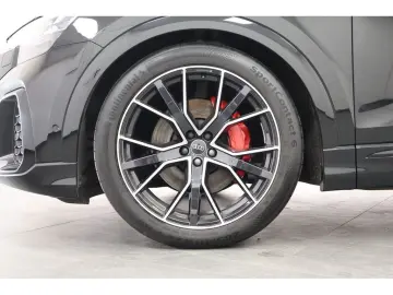 AUDI Q8 50 TDI quattro S line Navi Matrix AHK HUD