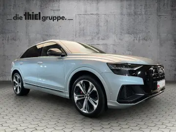 AUDI SQ8 4.0 TFSI quattro competition Matrix Pano AHK