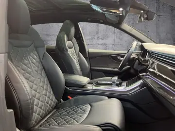 AUDI SQ8 4.0 TFSI quattro competition Matrix Pano AHK