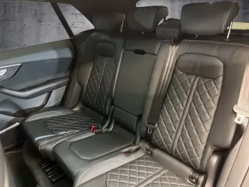 AUDI SQ8 4.0 TFSI quattro competition Matrix Pano AHK