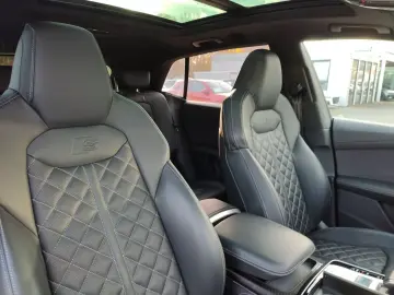 AUDI SQ8 TFSI quattro Navi Matrix DVD AHK HUD B&O PDC