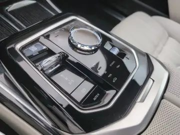 BMW 740 d xDrive Limousine M Sport Massage