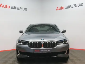 BMW 530 d xDrive Luxury Line Lim. LASER Leder RfK