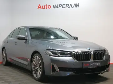 BMW 530 d xDrive Luxury Line Lim. LASER Leder RfK
