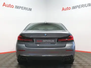 BMW 530 d xDrive Luxury Line Lim. LASER Leder RfK