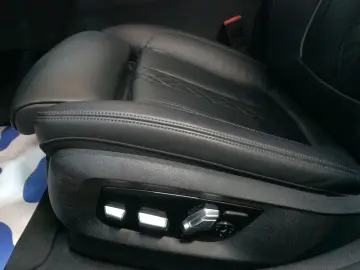 BMW 530 d xDrive Luxury Line Lim. LASER Leder RfK