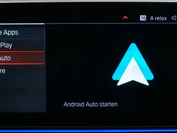 BMW 530 d xDrive Luxury Line Lim. LASER Leder RfK