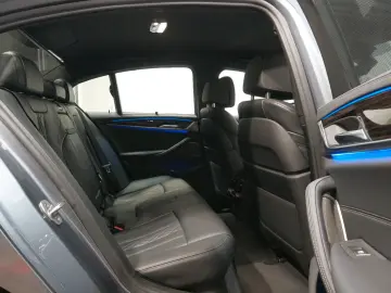 BMW 530 d xDrive Luxury Line Lim. LASER Leder RfK