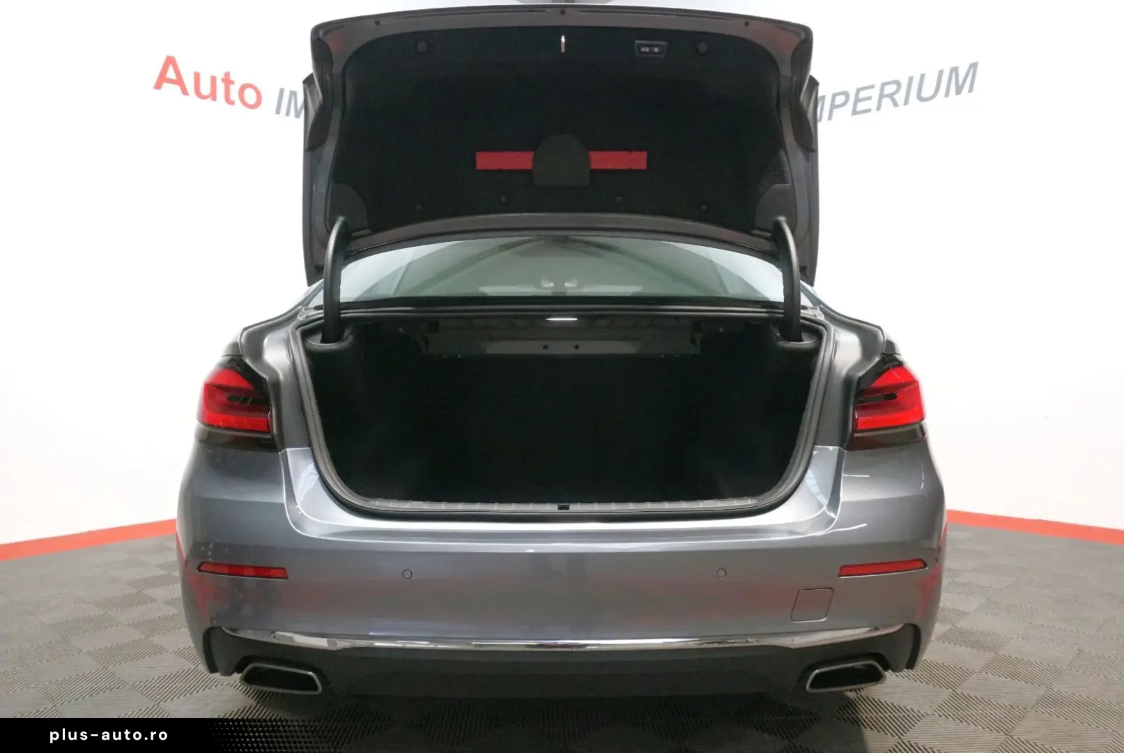 BMW 530 d xDrive Luxury Line Lim. LASER Leder RfK