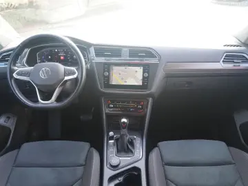 VW Tiguan Allspace 2.0 TDI DSG Elegance 4Motion AHK
