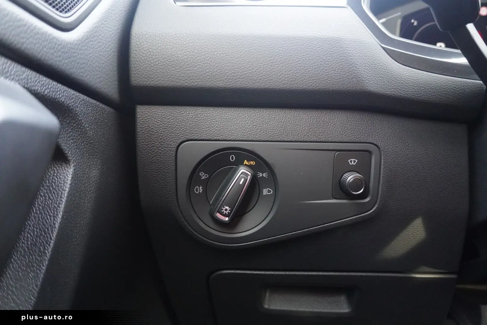 VW Tiguan Allspace 2.0 TDI DSG Elegance 4Motion AHK