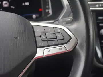 VW Tiguan Allspace 2.0 TDI DSG Elegance 4Motion AHK