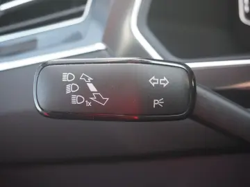 VW Tiguan Allspace 2.0 TDI DSG Elegance 4Motion AHK