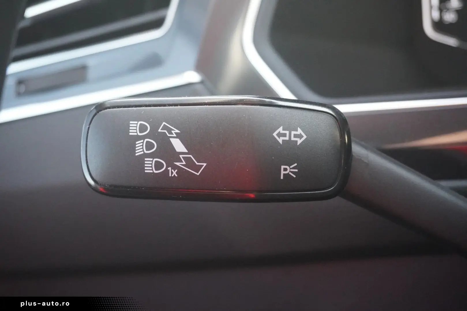 VW Tiguan Allspace 2.0 TDI DSG Elegance 4Motion AHK