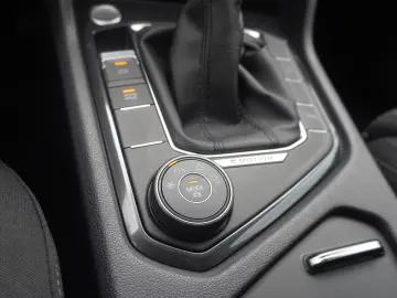 VW Tiguan Allspace 2.0 TDI DSG Elegance 4Motion AHK