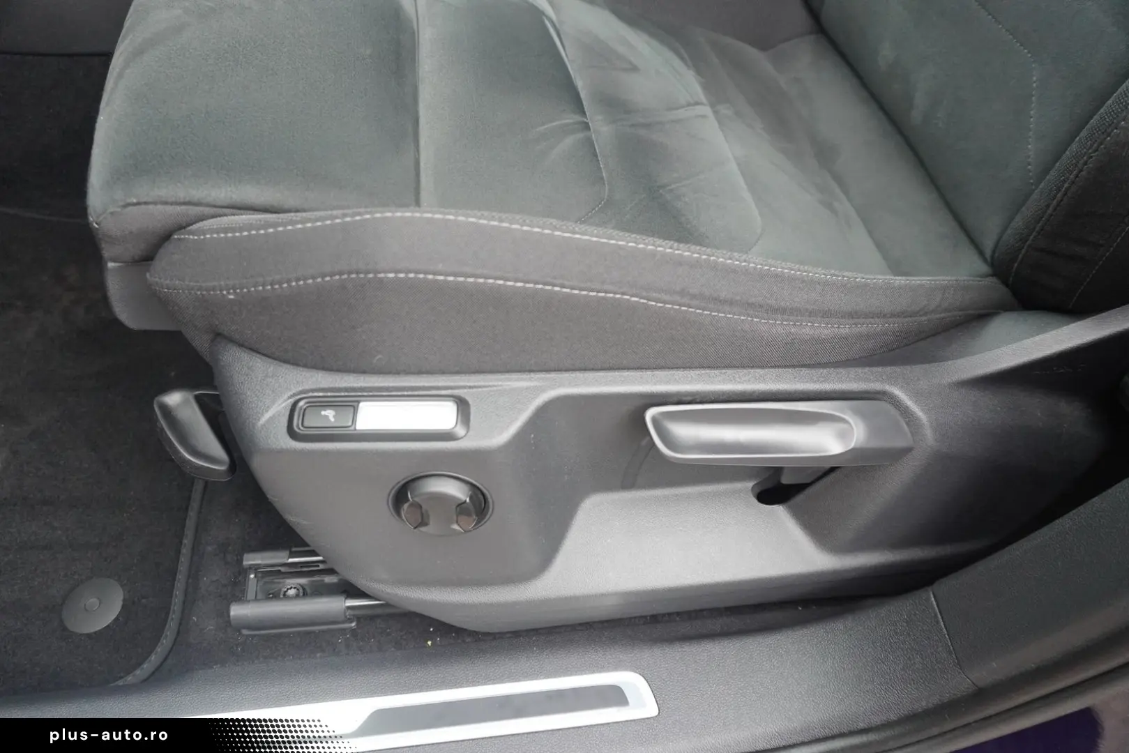 VW Tiguan Allspace 2.0 TDI DSG Elegance 4Motion AHK