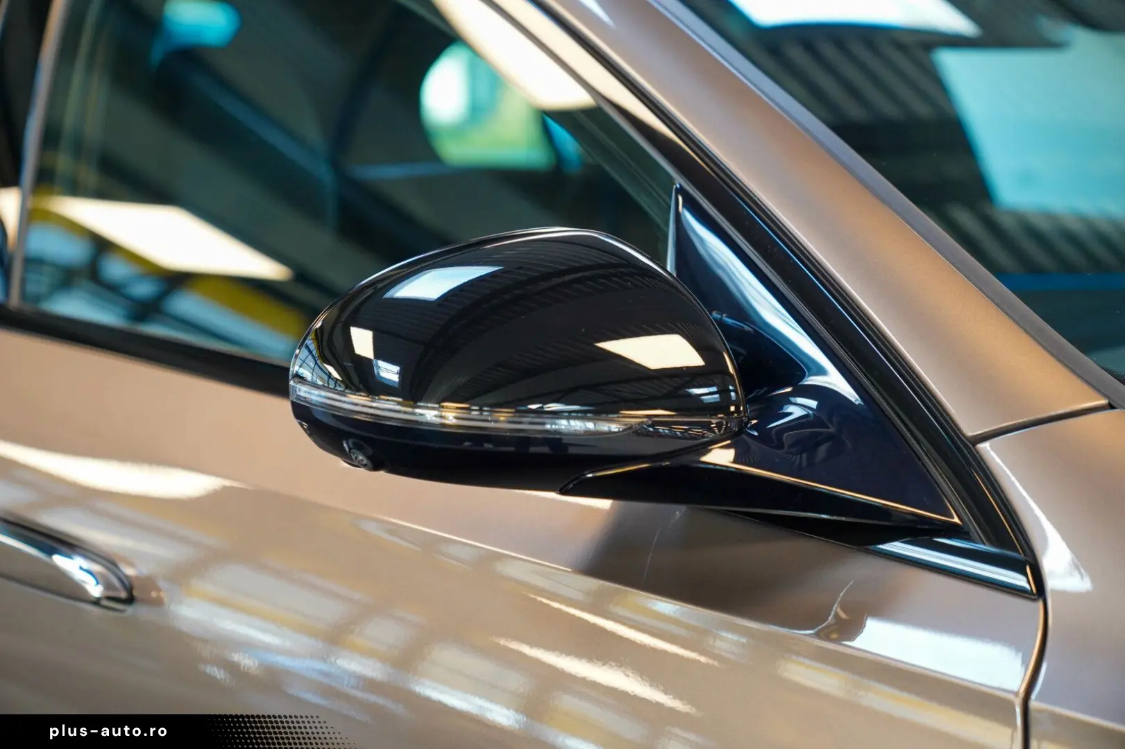 MERCEDES-BENZ E 300 de AMG Line Night samtbraun Burm&hellip;