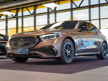 MERCEDES-BENZ E 300 de AMG Line Night samtbraun Burm&hellip;